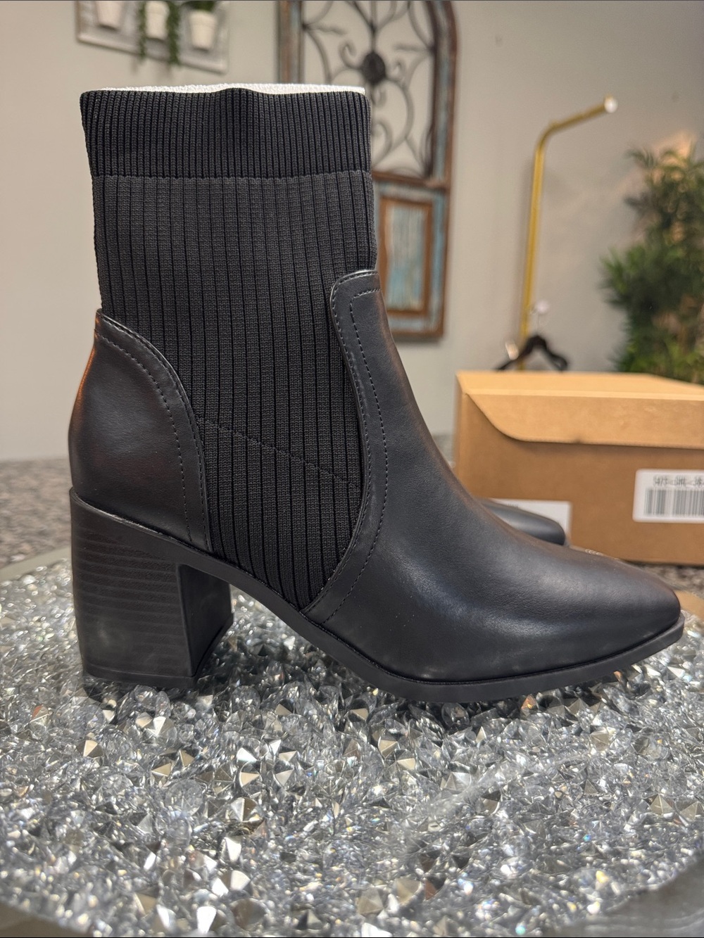 Journee Collection Harlowe Black Ribbed Sock Block Heel Ankle Boots NEW 7